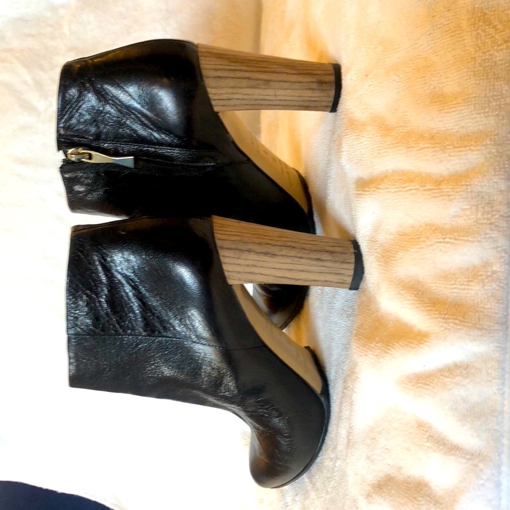 Women’s Kate Spade leather bootie